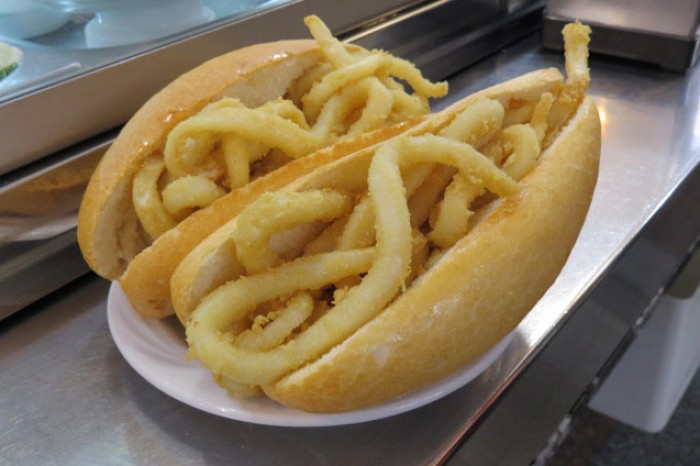 Porque Es Tipico El Bocadillo De Calamares En Madrid